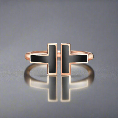 18K Celestial T Black Onyx Wire Ring