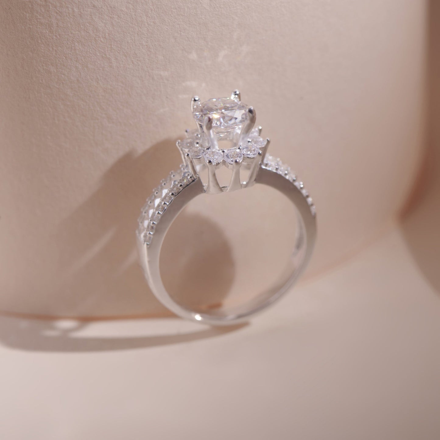 ELVORIA 6mm Moissanite Flower Ring GRA ELVDA07– Platinum Plated 925 Sterling Silver