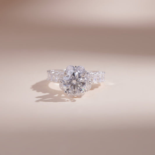 ELVORIA 7mm Moissanite Ring GRA ELVDA11 – Platinum Plated 925 Sterling Silver