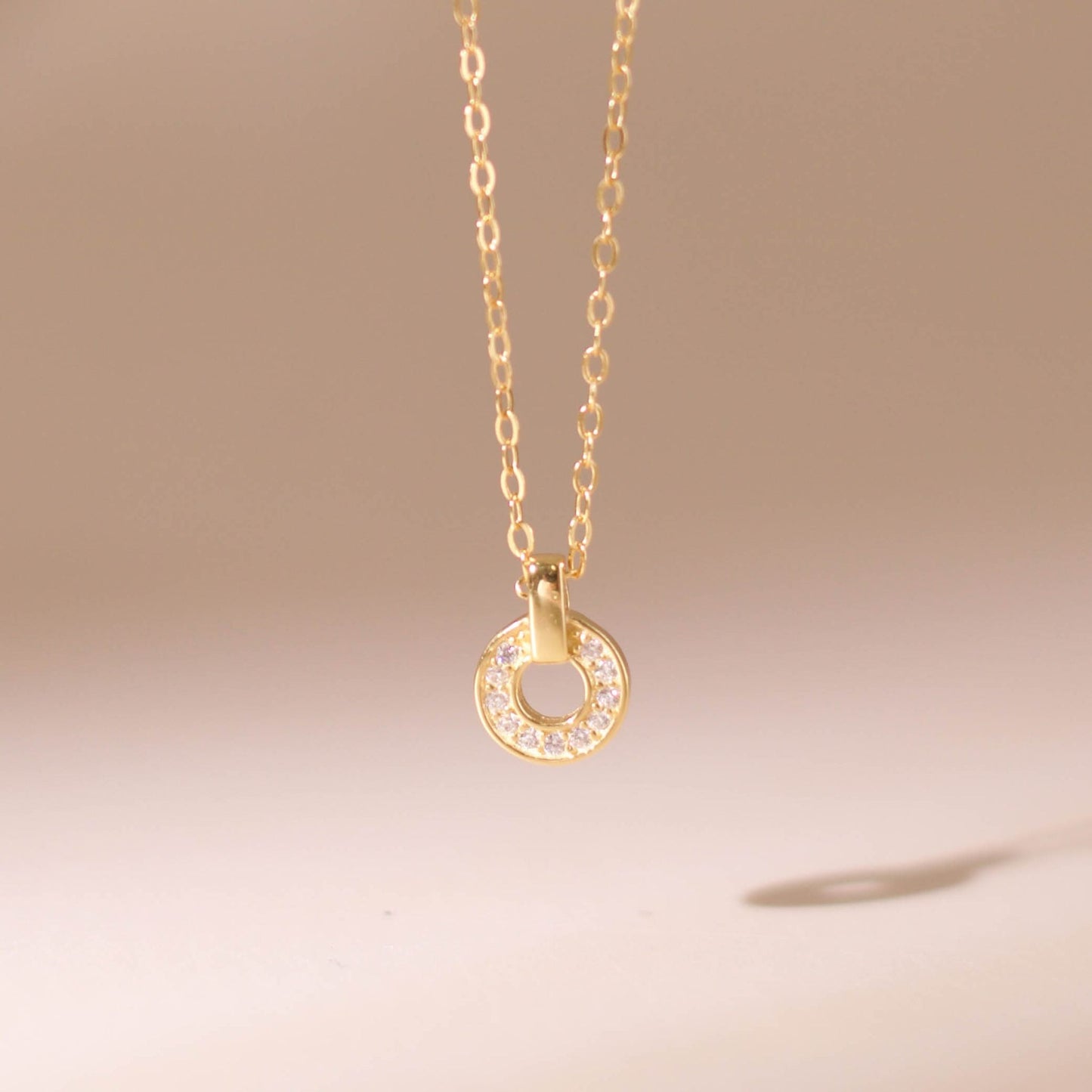 ELVORIA Maris Open Circle Necklace – 18K Gold Plated 925 Sterling Silver