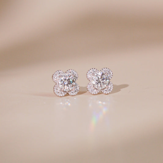 ELVORIA 6.5mm Moissanite Four Leaf Clover Earrings GRA – Platinum Plated 925 Sterling Silver