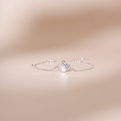 ELVORIA Alina Swan Bracelet – Platinum Plated 925 Sterling Silver