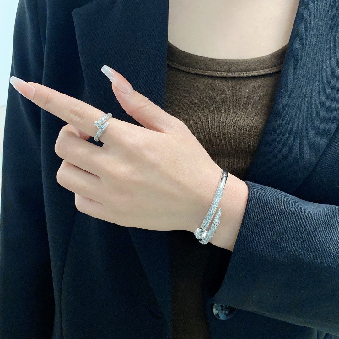 18K Celestial Juste Un Clou Diamonds Ring